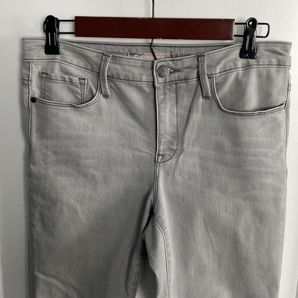 Athleta Sculptek Crop Jeans 8 Granite Wash EUC - Picture 6 of 15